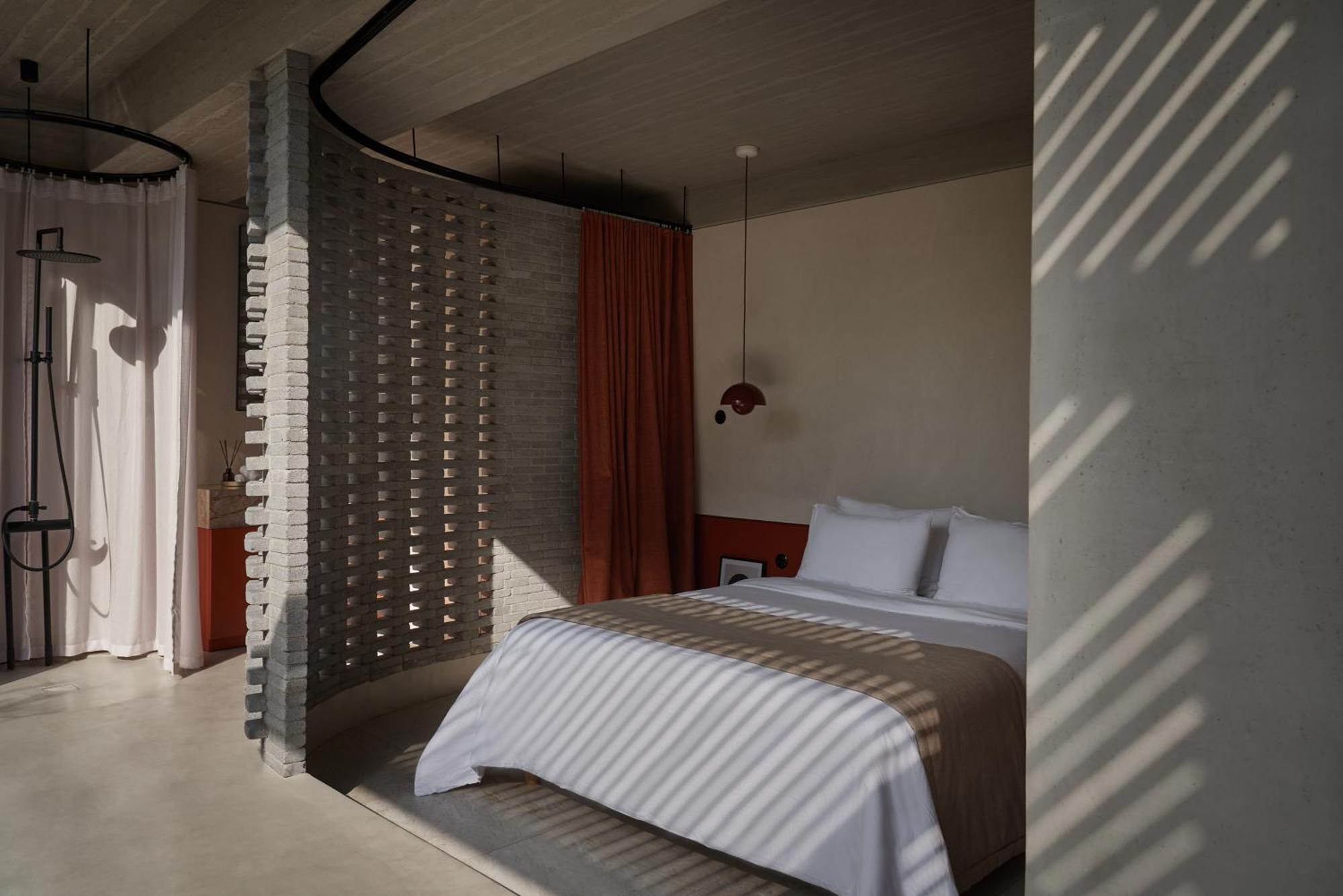 雅典 The Newel Psychiko酒店 外观 照片 A bedroom at the hotel